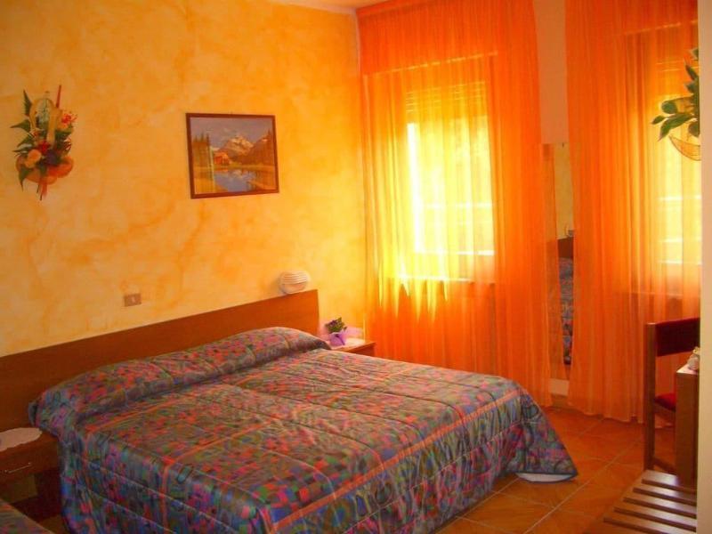 Hotel Sarre Kültér fotó