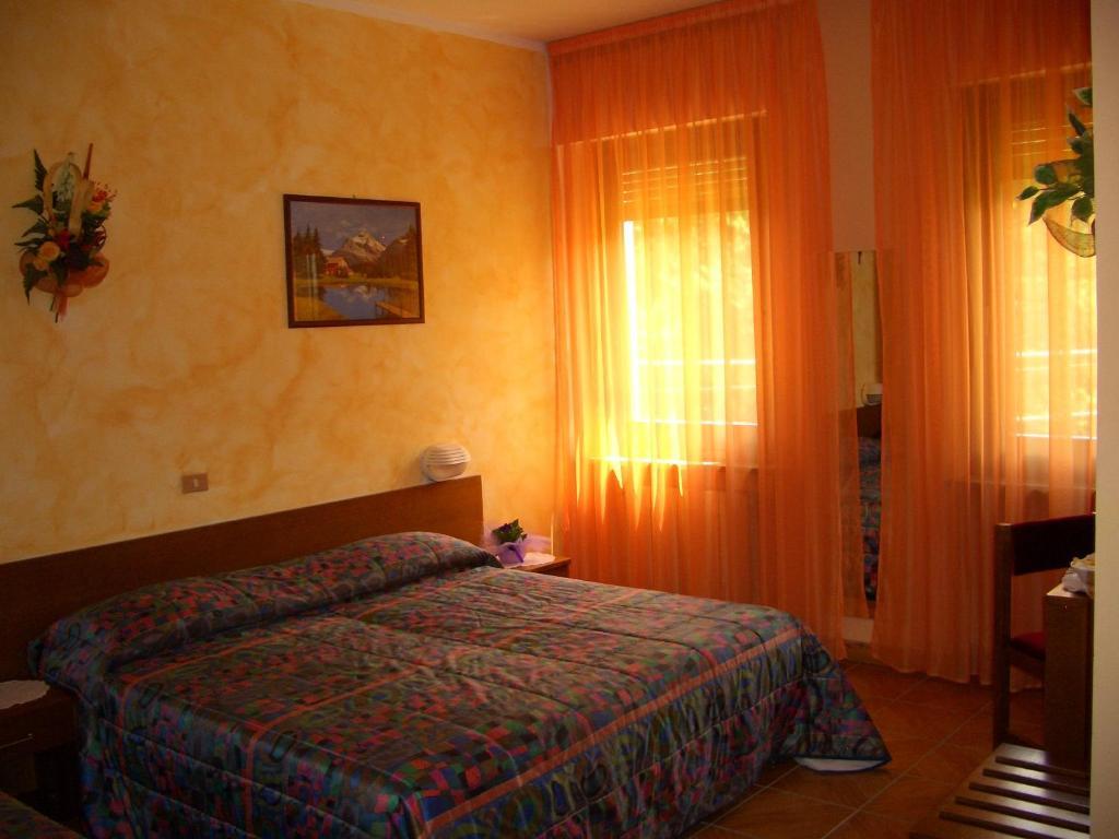Hotel Sarre Kültér fotó