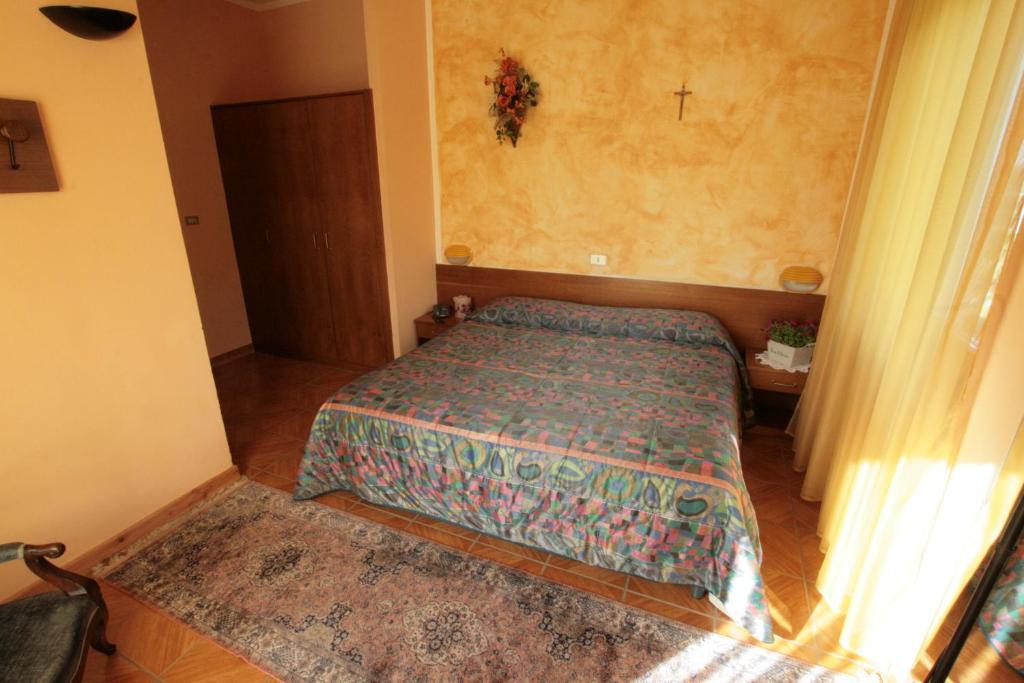 Hotel Sarre Szoba fotó